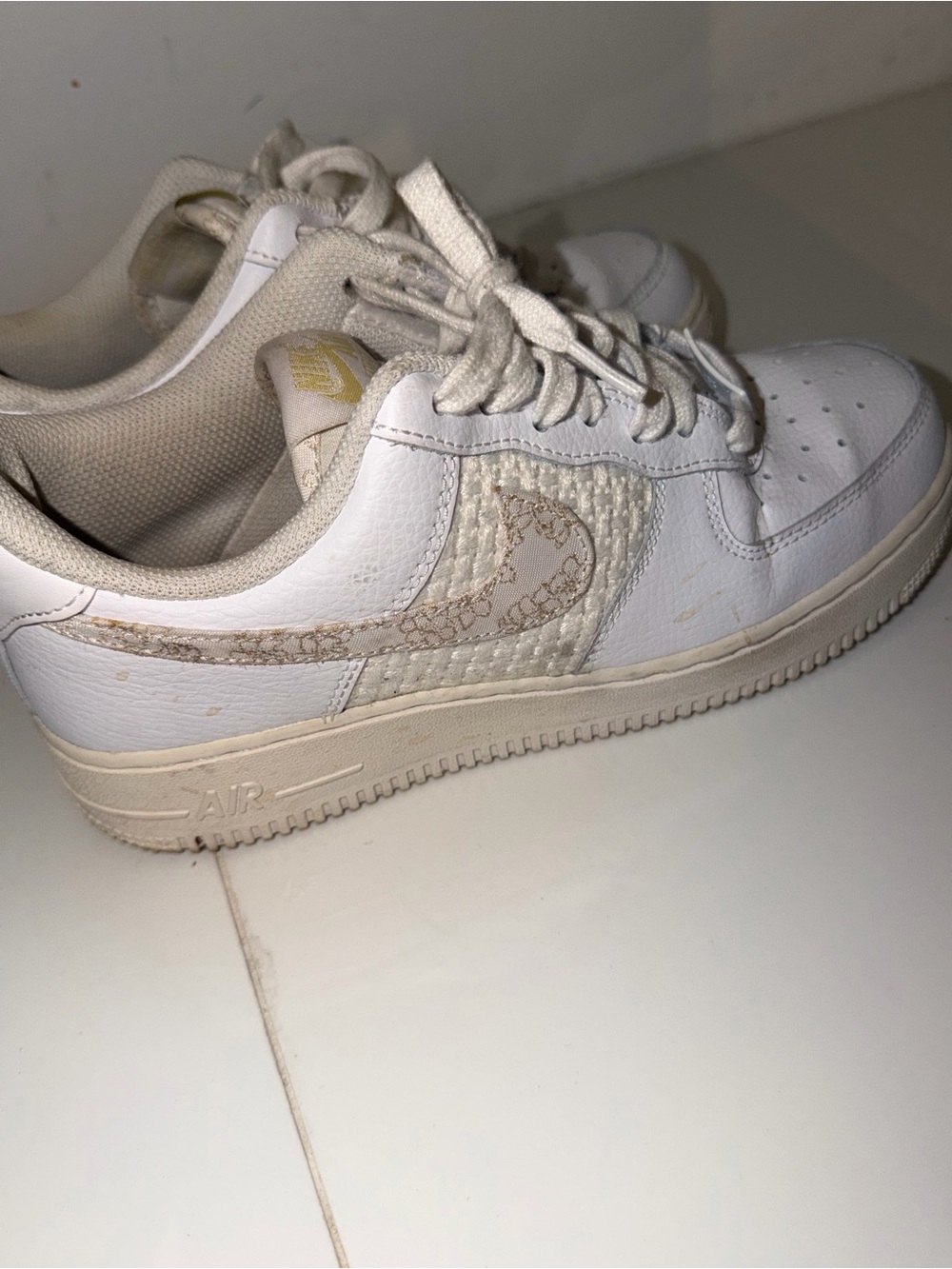 Nike Women’s Low-Top Sneakers in White and Cream